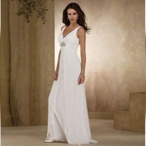 Forever Yours International Empire Waist Chiffon Wedding Dress Size 22W White